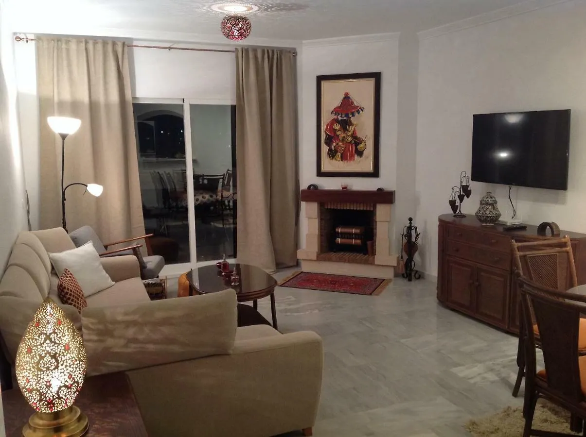 Apartment 2 Bed Penthouse, Rooftop Terrace, Panoramic Views Mijas